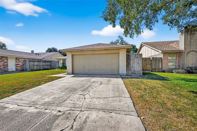 6822 Zapata Drive, Houston, TX 77083