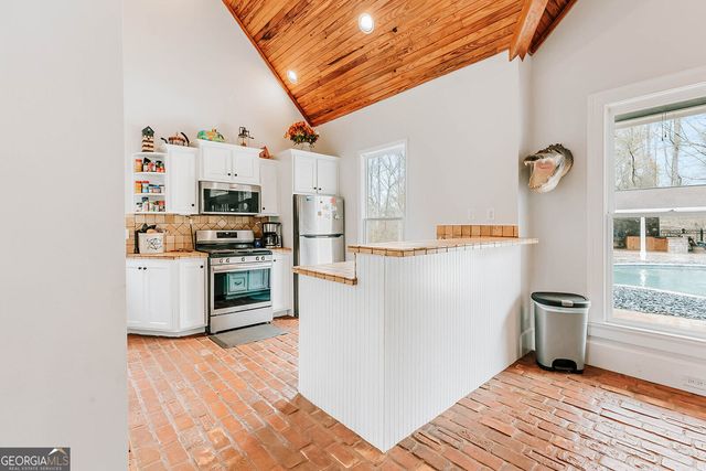 2190 Reese Road, Rutledge, GA 30663