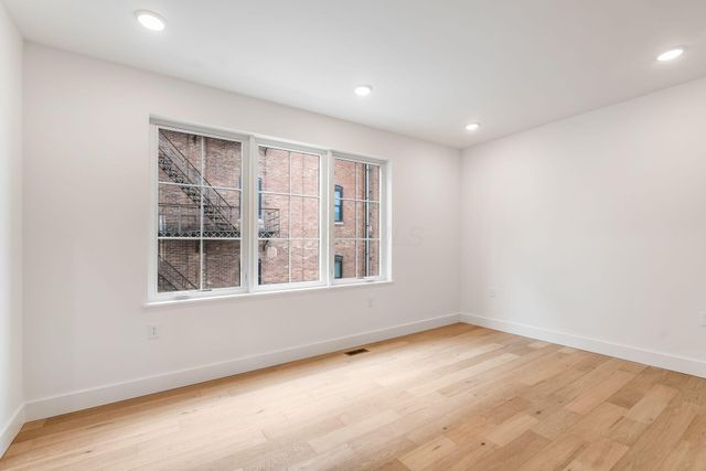 110 E Lafayette Street, Columbus, OH 43215