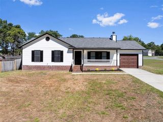 6466 Applewhite Road, Fayetteville, NC 28304
