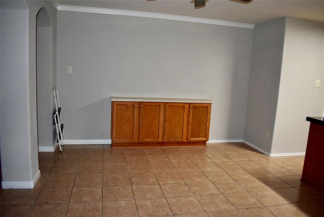 410 Laurel Sage Drive, Kingwood, TX 77339
