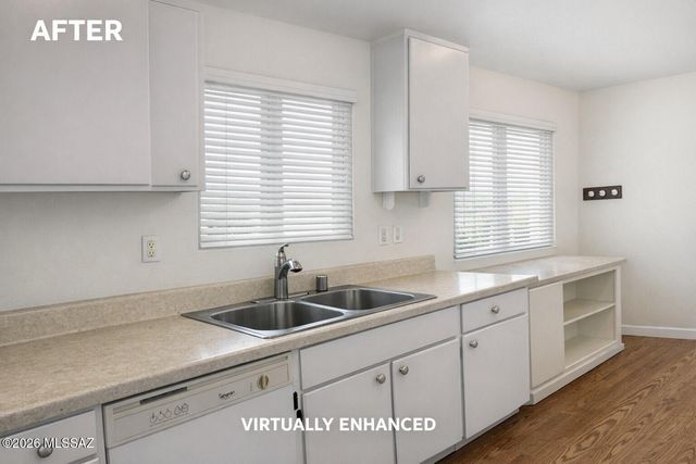 26 W Calle Del Chancero, Green Valley, AZ 85614