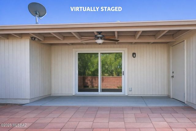 26 W Calle Del Chancero, Green Valley, AZ 85614