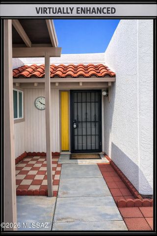 26 W Calle Del Chancero, Green Valley, AZ 85614