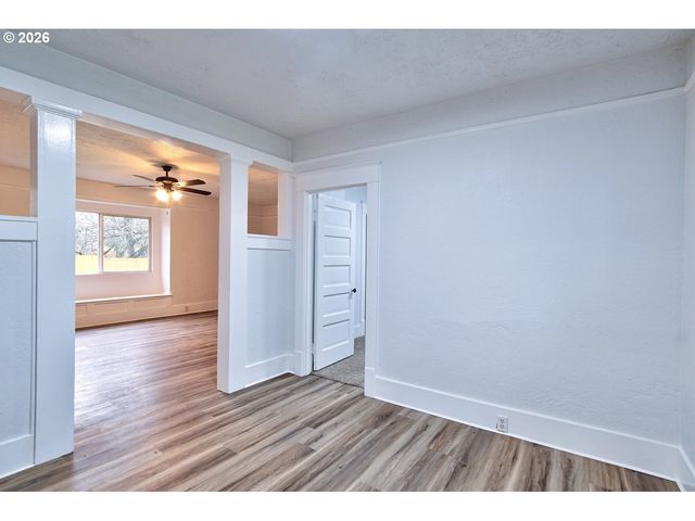 774 Se 18TH St, Salem, OR 97301