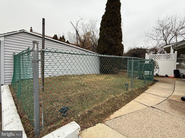 220 10TH ST, Brookhaven, PA 19015