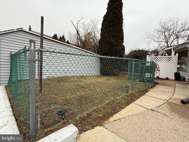 220 10TH ST, Brookhaven, PA 19015