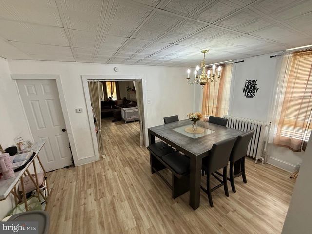 220 10TH ST, Brookhaven, PA 19015
