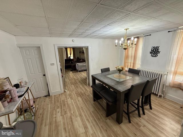 220 10TH ST, Brookhaven, PA 19015