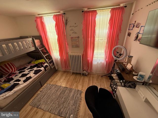 220 10TH ST, Brookhaven, PA 19015