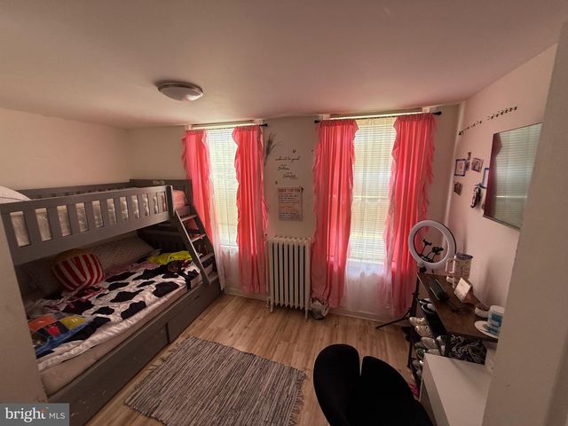 220 10TH ST, Brookhaven, PA 19015