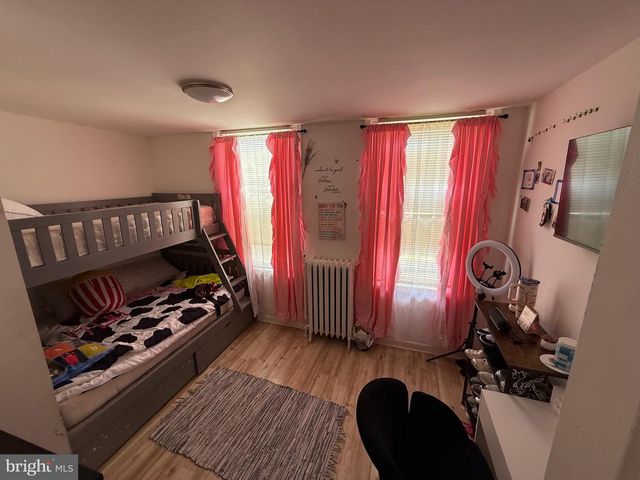 220 10TH ST, Brookhaven, PA 19015