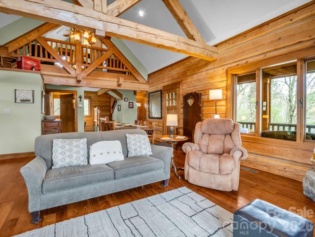 294 Verbena Drive, Black Mountain, NC 28711