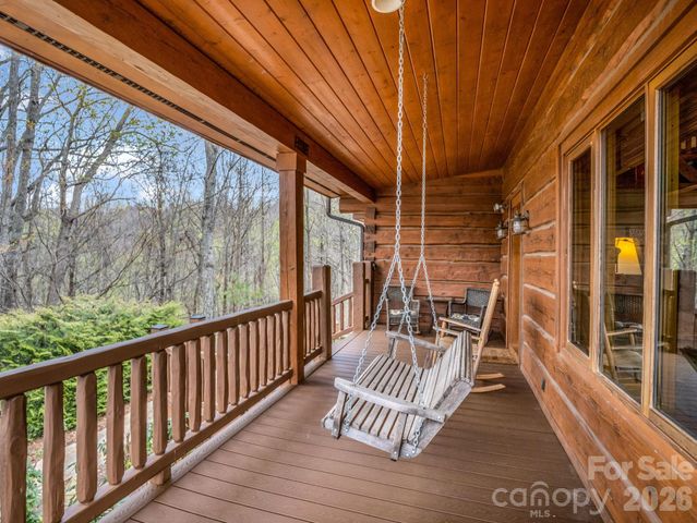 294 Verbena Drive, Black Mountain, NC 28711