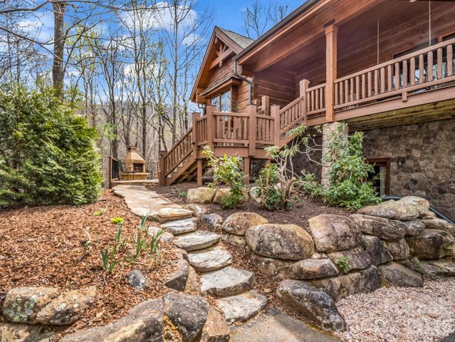 294 Verbena Drive, Black Mountain, NC 28711