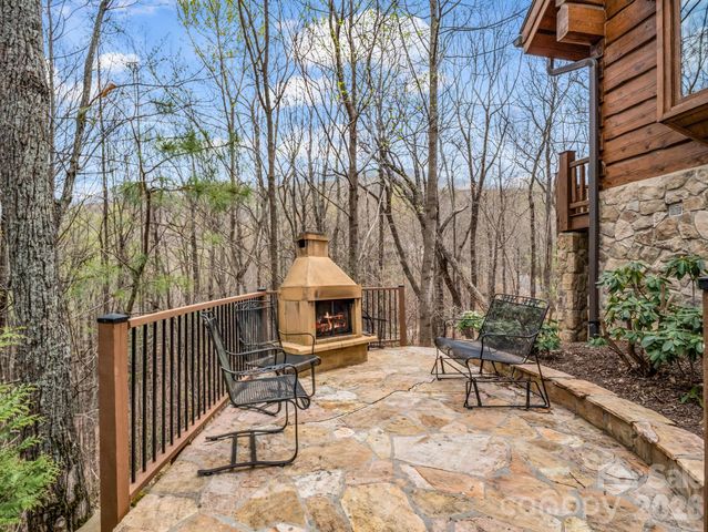 294 Verbena Drive, Black Mountain, NC 28711