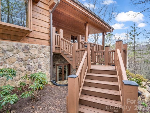 294 Verbena Drive, Black Mountain, NC 28711