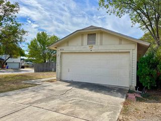 8038 Wayside Trail, San Antonio, TX 78244