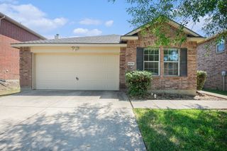 9216 White Swan Place, Fort Worth, TX 76177