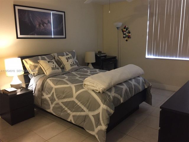 14211 N Kendall Dr 201E, Miami, FL 33186