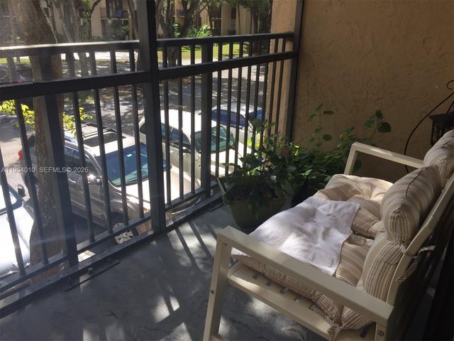 14211 N Kendall Dr 201E, Miami, FL 33186