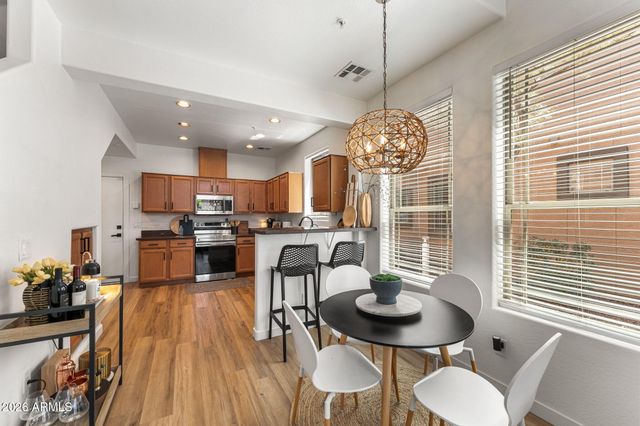 1225 N 36TH Street 1019, Phoenix, AZ 85008