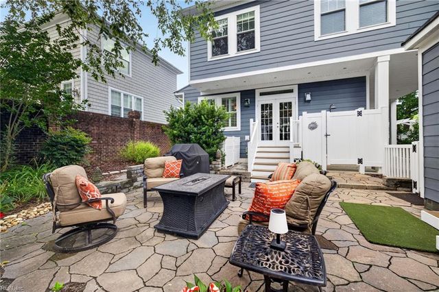 208 52nd ST, Virginia Beach, VA 23451