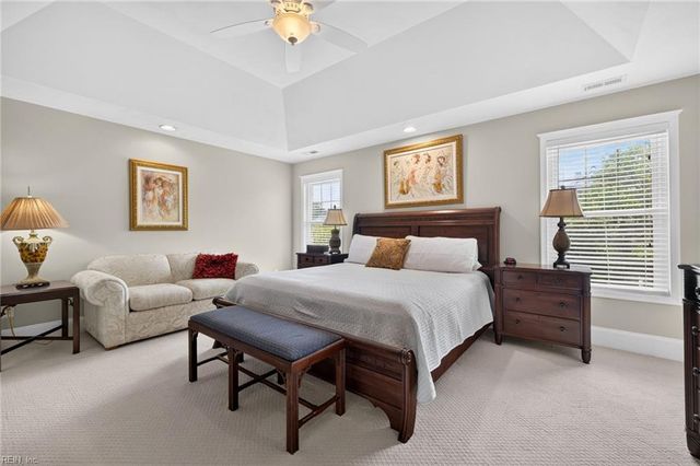 208 52nd ST, Virginia Beach, VA 23451