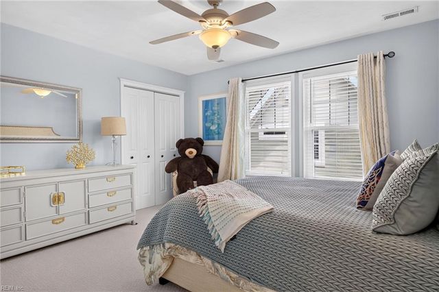 208 52nd ST, Virginia Beach, VA 23451