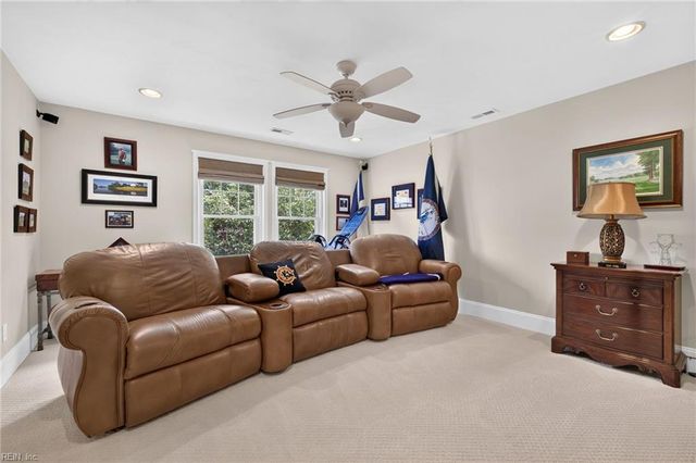 208 52nd ST, Virginia Beach, VA 23451