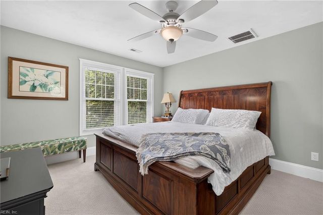 208 52nd ST, Virginia Beach, VA 23451