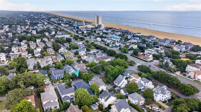 208 52nd ST, Virginia Beach, VA 23451