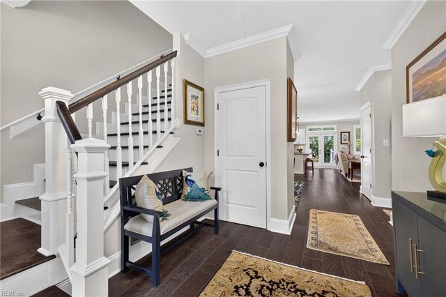 208 52nd ST, Virginia Beach, VA 23451