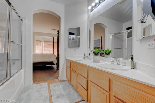 1025 Echo Beach Avenue, North Las Vegas, NV 89086