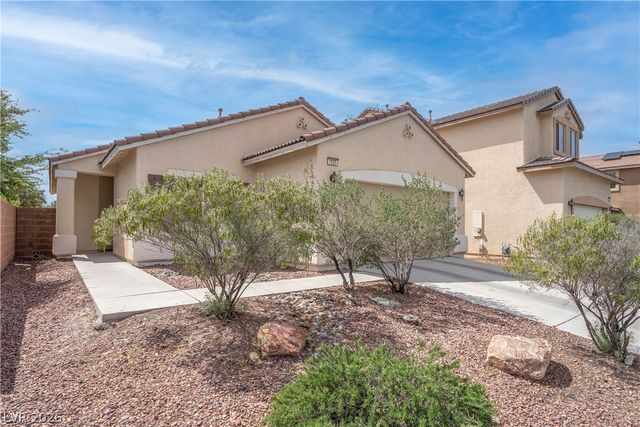 1025 Echo Beach Avenue, North Las Vegas, NV 89086