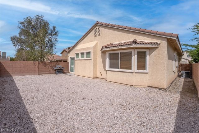 1025 Echo Beach Avenue, North Las Vegas, NV 89086