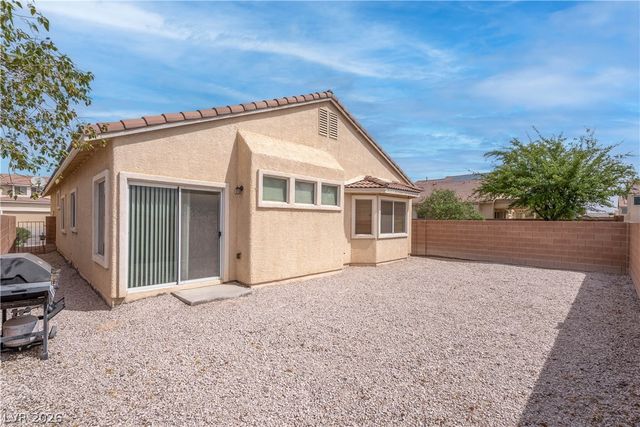 1025 Echo Beach Avenue, North Las Vegas, NV 89086