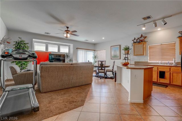 1025 Echo Beach Avenue, North Las Vegas, NV 89086