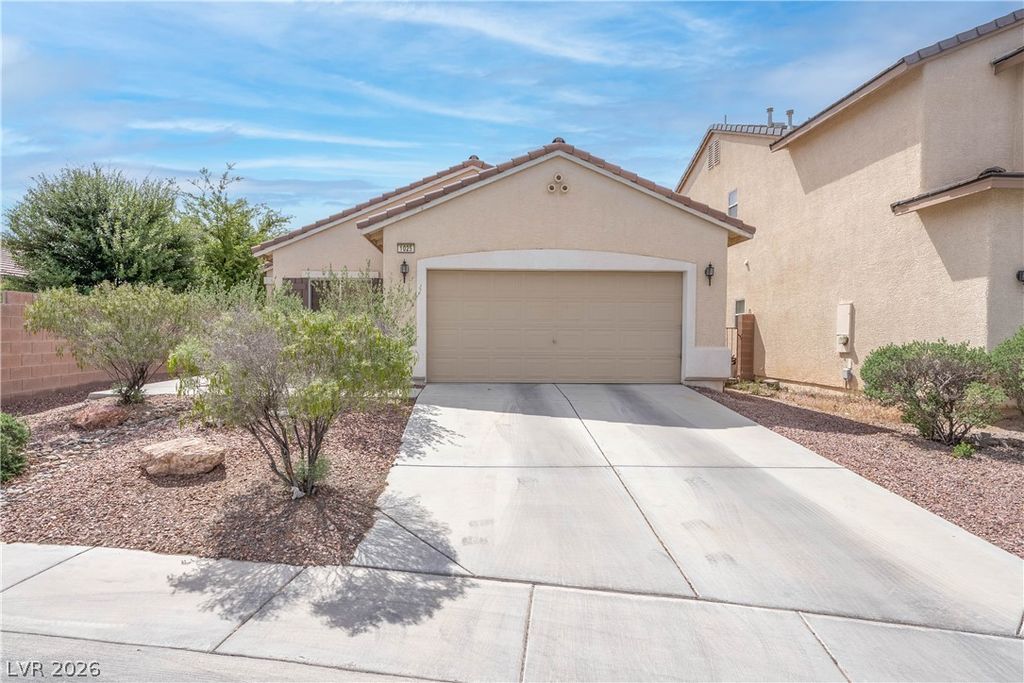 1025 Echo Beach Avenue, North Las Vegas, NV 89086