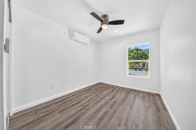 19243 Knapp St, Northridge, CA 91324