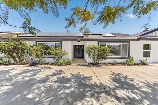 19243 Knapp St, Northridge, CA 91324