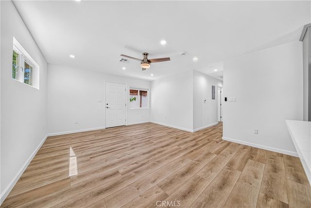 19243 Knapp St, Northridge, CA 91324