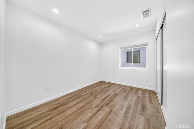 19243 Knapp St, Northridge, CA 91324
