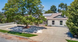 19243 Knapp St, Northridge, CA 91324