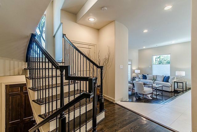 1910 Summer Street C, Houston, TX 77007