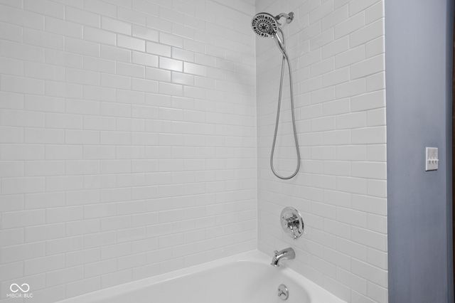 6001 Indianola Avenue, Indianapolis, IN 46220