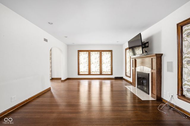 6001 Indianola Avenue, Indianapolis, IN 46220