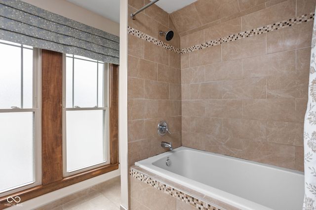 6001 Indianola Avenue, Indianapolis, IN 46220