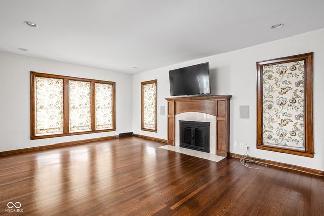 6001 Indianola Avenue, Indianapolis, IN 46220