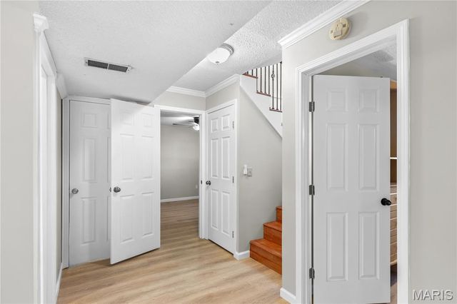 1954 Tealwood Cove Drive, Florissant, MO 63031